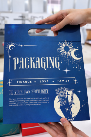 Custom Folding Gift Boxes with Handles